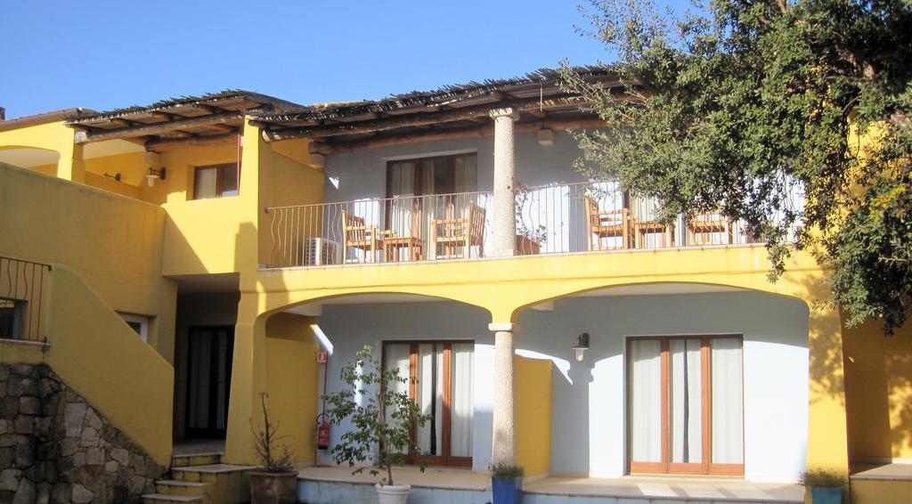 Papillo Resort Borgo Antico San Pantaleo Camera foto