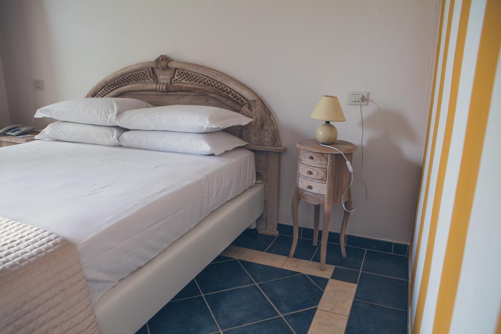 Papillo Resort Borgo Antico San Pantaleo Esterno foto